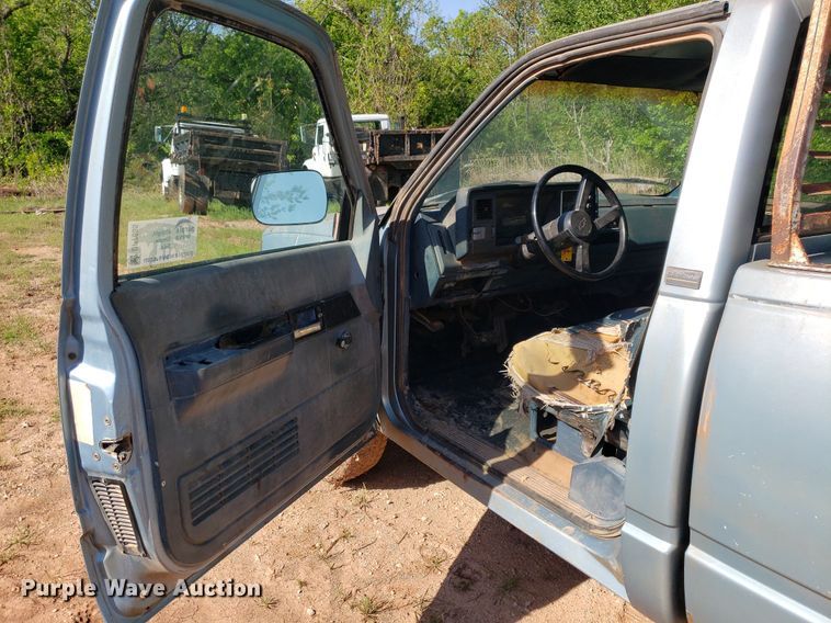 image for item DP7855 1990 Chevrolet C2500  pickup truck