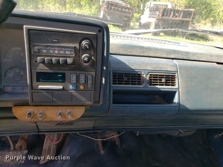 image for item DP7855 1990 Chevrolet C2500  pickup truck