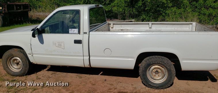 image for item DP7856 1995 Chevrolet C1500  pickup truck