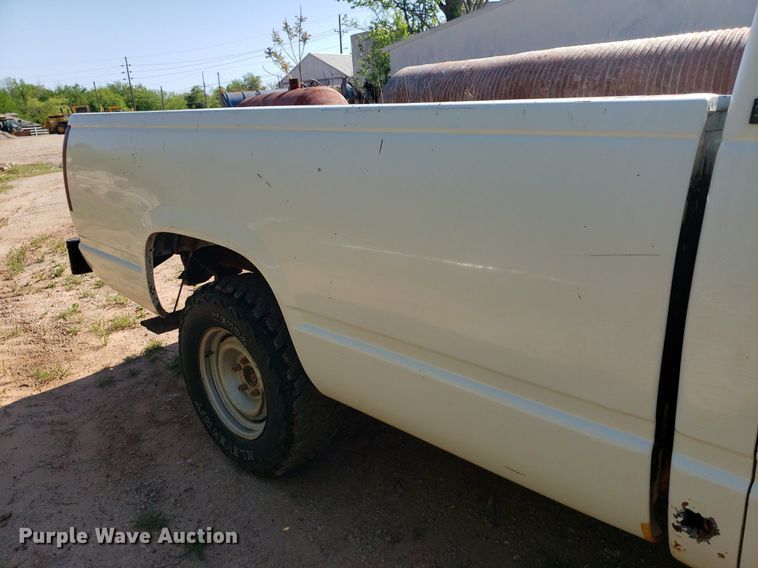 image for item DP7856 1995 Chevrolet C1500  pickup truck
