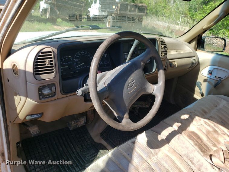 image for item DP7856 1995 Chevrolet C1500  pickup truck