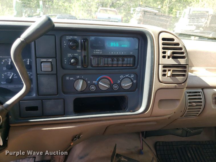 image for item DP7856 1995 Chevrolet C1500  pickup truck