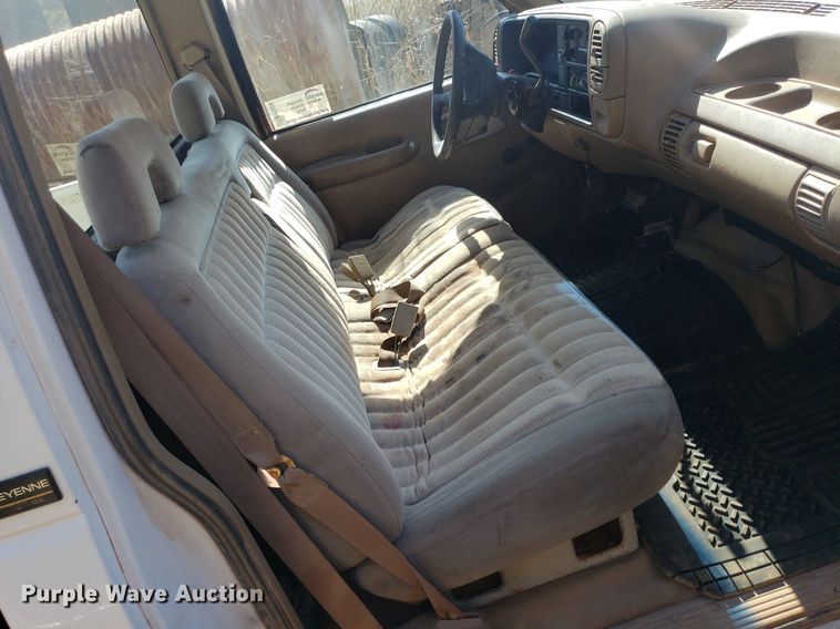 image for item DP7856 1995 Chevrolet C1500  pickup truck