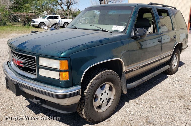 image for item DP7900 1999 GMC Yukon  SUV