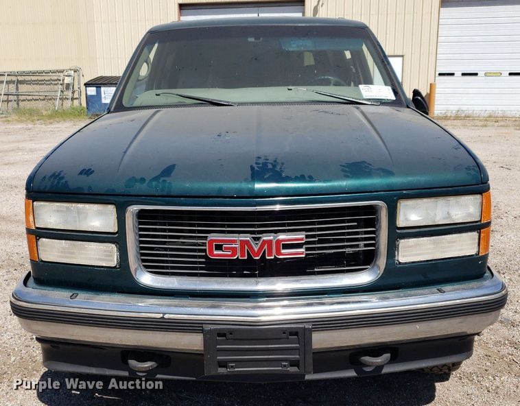 image for item DP7900 1999 GMC Yukon  SUV