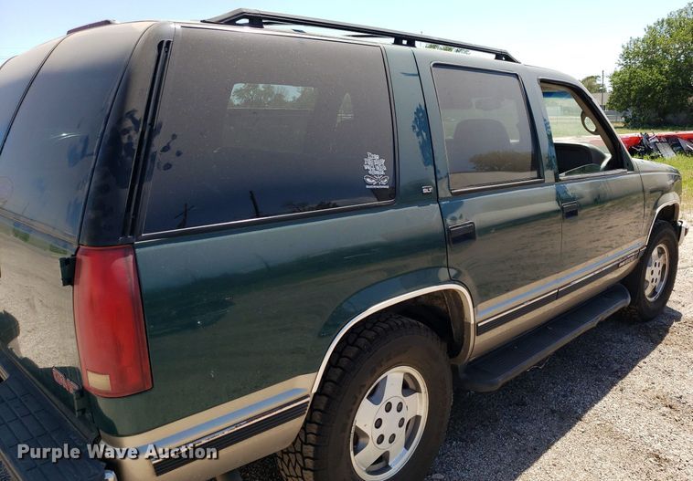 image for item DP7900 1999 GMC Yukon  SUV