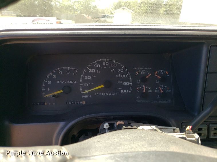 image for item DP7900 1999 GMC Yukon  SUV