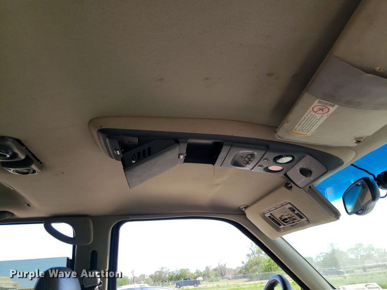 image for item DP7900 1999 GMC Yukon  SUV