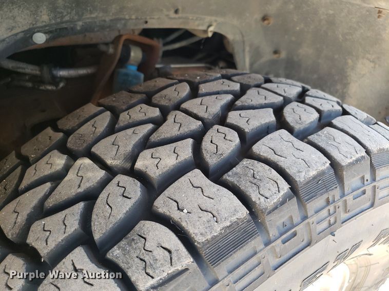 image for item DP7900 1999 GMC Yukon  SUV