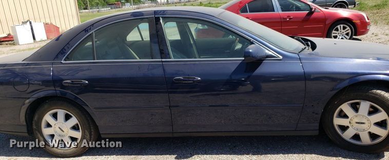 image for item DP7902 2002 Lincoln LS