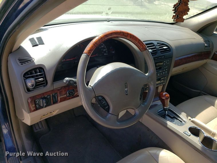 image for item DP7902 2002 Lincoln LS