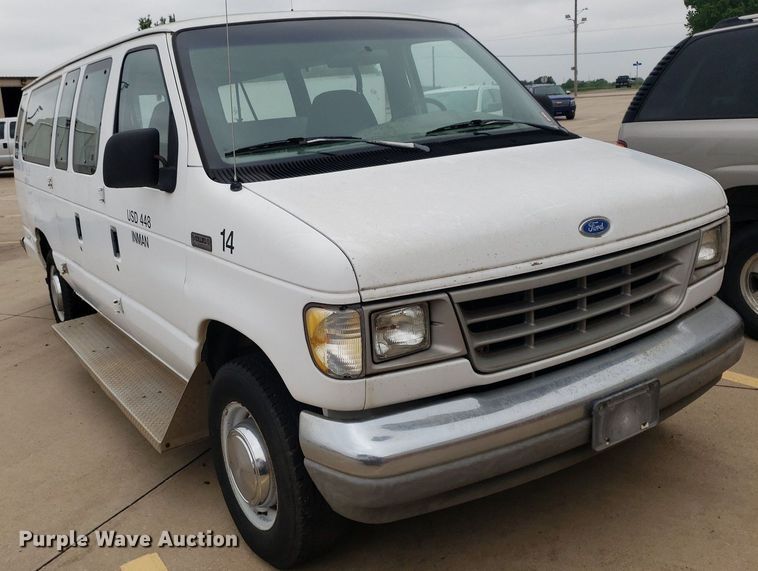 image for item DP7909 1992 Ford E250 Super Duty  van