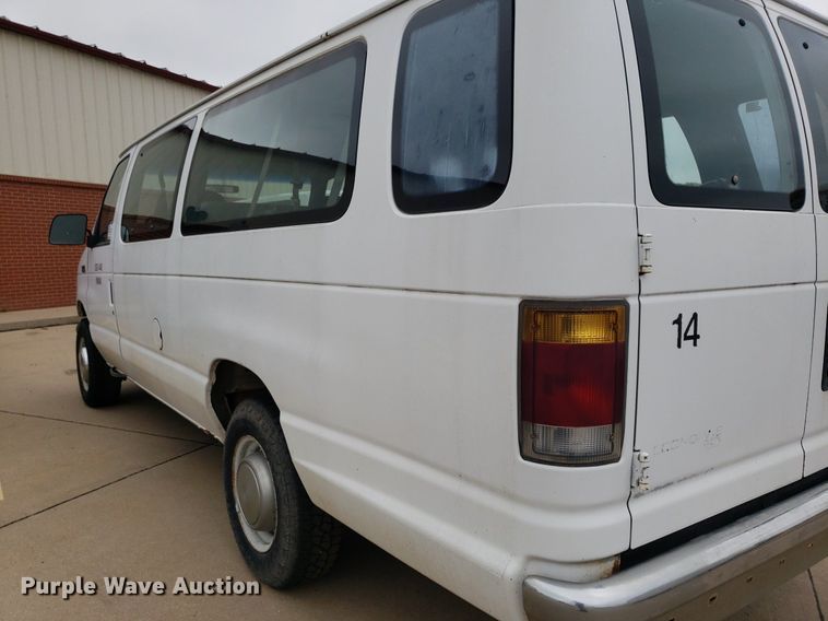 image for item DP7909 1992 Ford E250 Super Duty  van