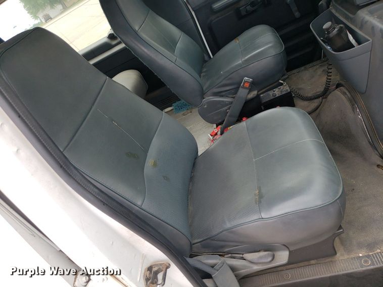 image for item DP7909 1992 Ford E250 Super Duty  van