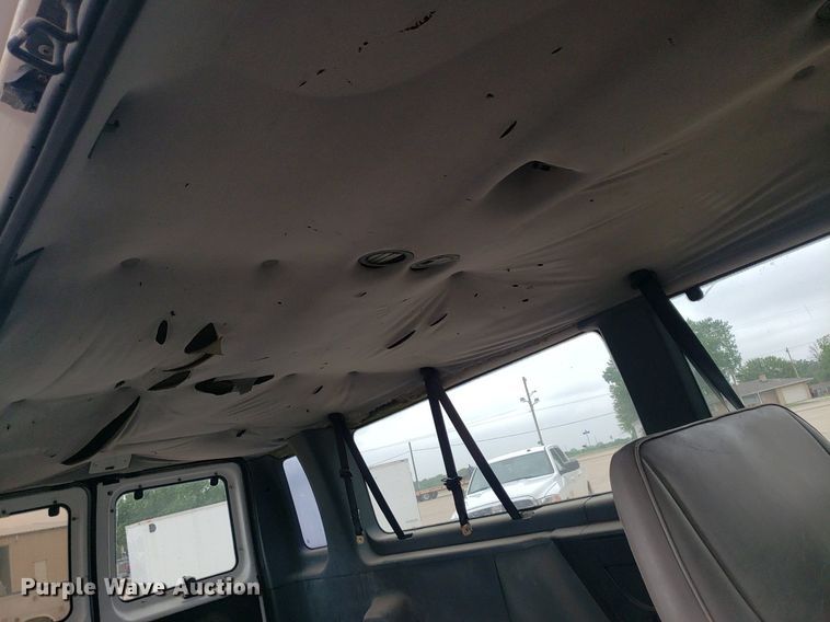 image for item DP7909 1992 Ford E250 Super Duty  van