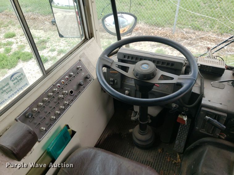 image for item DP7910 1998 Blue Bird  school bus