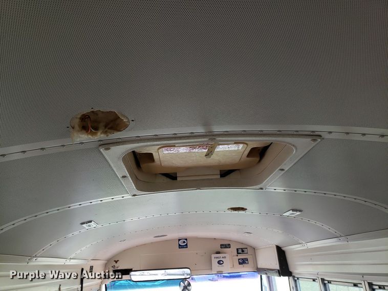 image for item DP7910 1998 Blue Bird  school bus