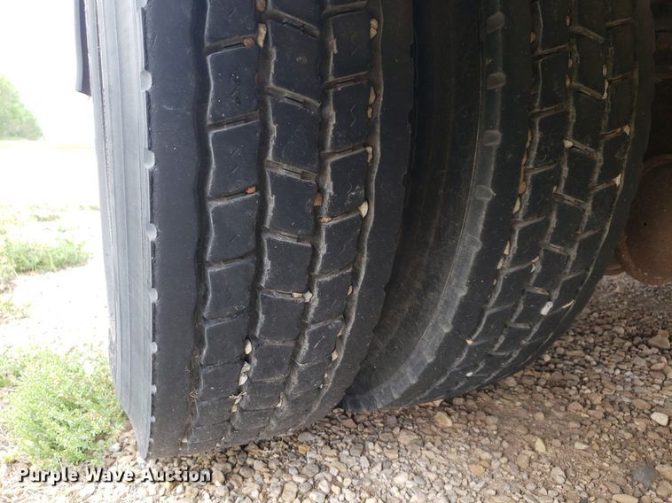 image for item DP7910 1998 Blue Bird  school bus