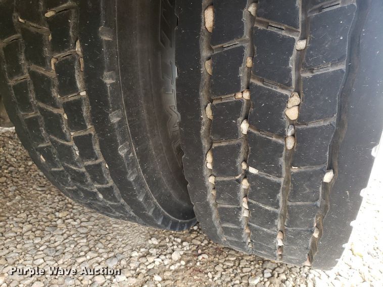 image for item DP7910 1998 Blue Bird  school bus