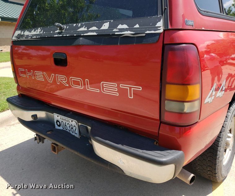 image for item DP7924 2002 Chevrolet Silverado 1500  Ext. Cab pickup truck