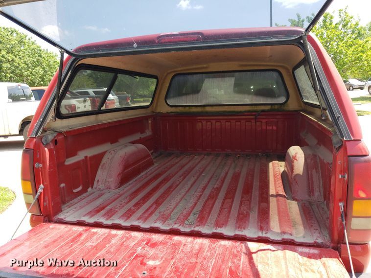 image for item DP7924 2002 Chevrolet Silverado 1500  Ext. Cab pickup truck