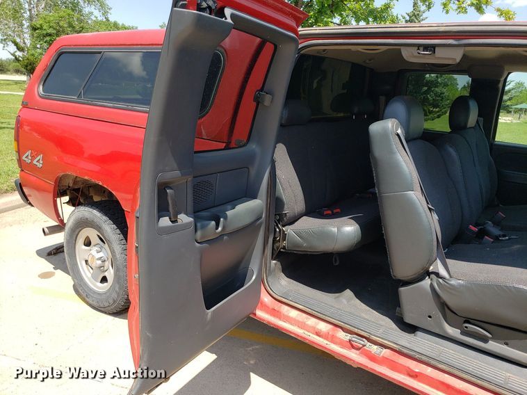 image for item DP7924 2002 Chevrolet Silverado 1500  Ext. Cab pickup truck