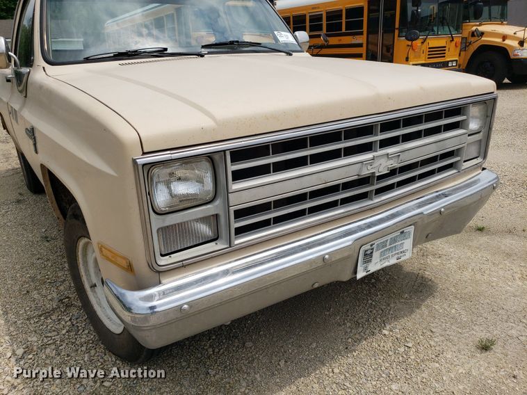 image for item DP7939 1986 Chevrolet C20  pickup truck