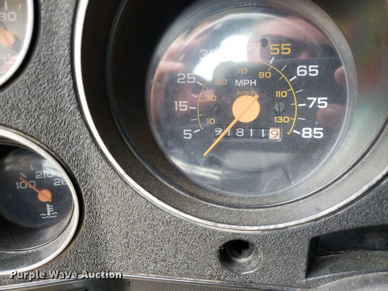 image for item DP7939 1986 Chevrolet C20  pickup truck