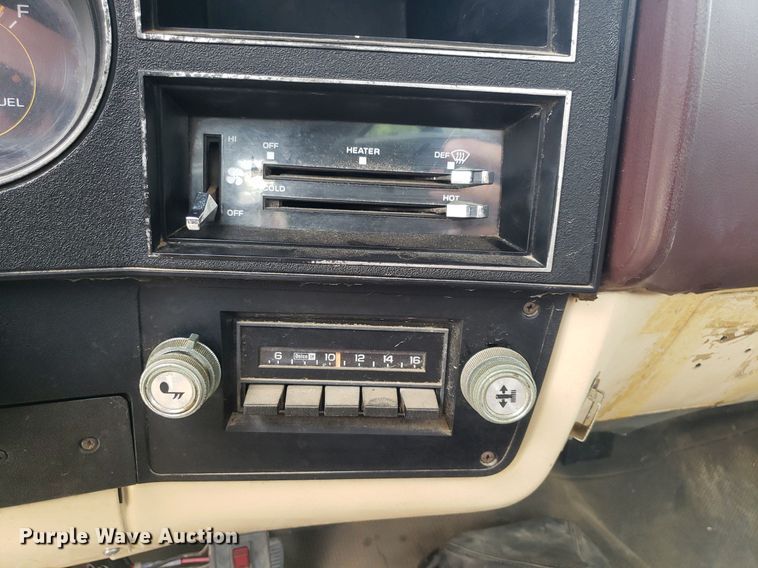 image for item DP7939 1986 Chevrolet C20  pickup truck