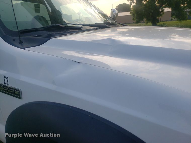 image for item DP7940 2007 Ford F550 Super Duty  bucket truck