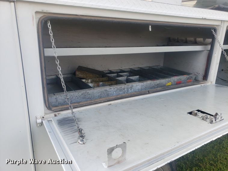 image for item DP7940 2007 Ford F550 Super Duty  bucket truck