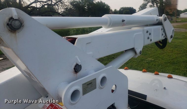 image for item DP7940 2007 Ford F550 Super Duty  bucket truck