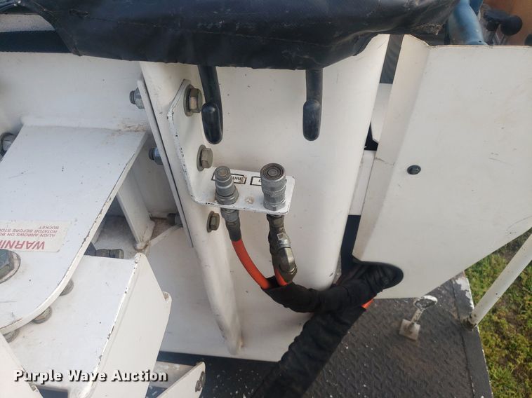 image for item DP7940 2007 Ford F550 Super Duty  bucket truck