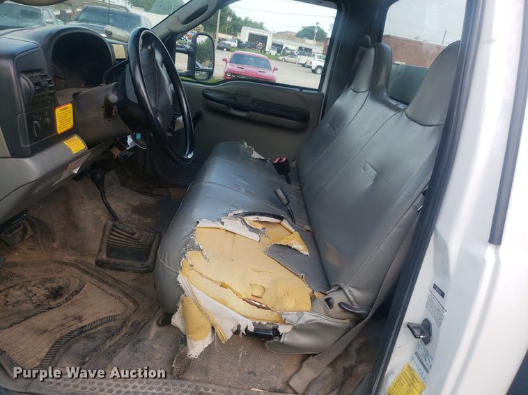 image for item DP7940 2007 Ford F550 Super Duty  bucket truck