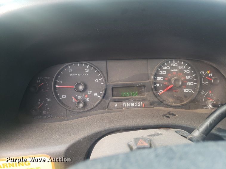 image for item DP7940 2007 Ford F550 Super Duty  bucket truck