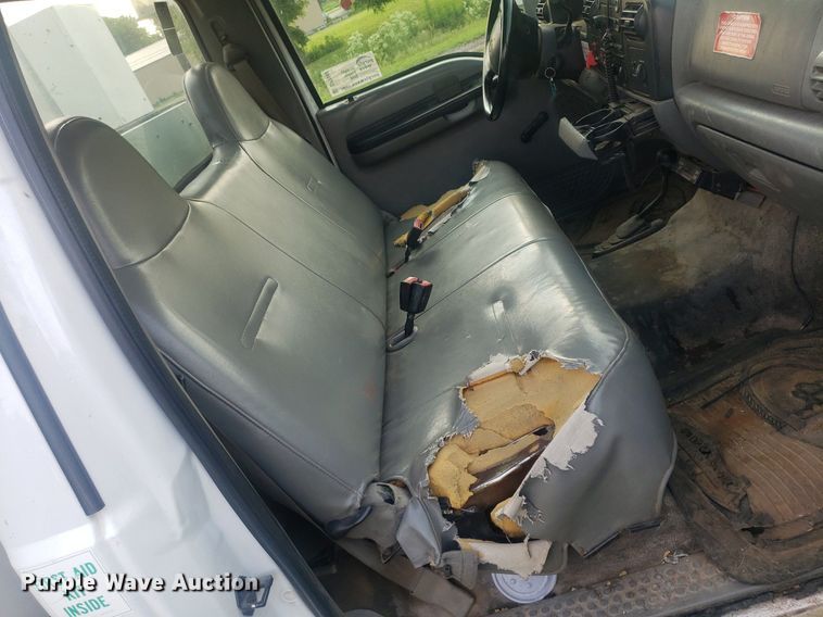 image for item DP7940 2007 Ford F550 Super Duty  bucket truck