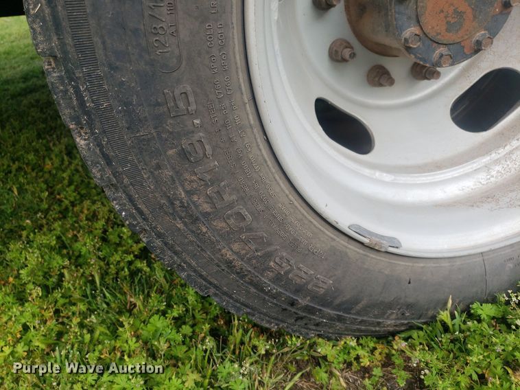 image for item DP7940 2007 Ford F550 Super Duty  bucket truck