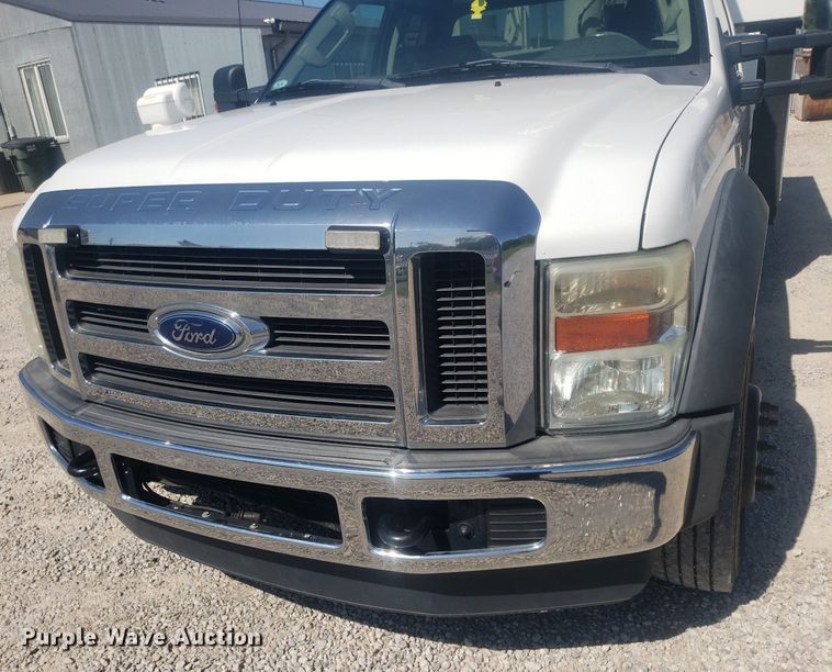 image for item DP7955 2009 Ford F550 Super Duty  SuperCab bucket truck