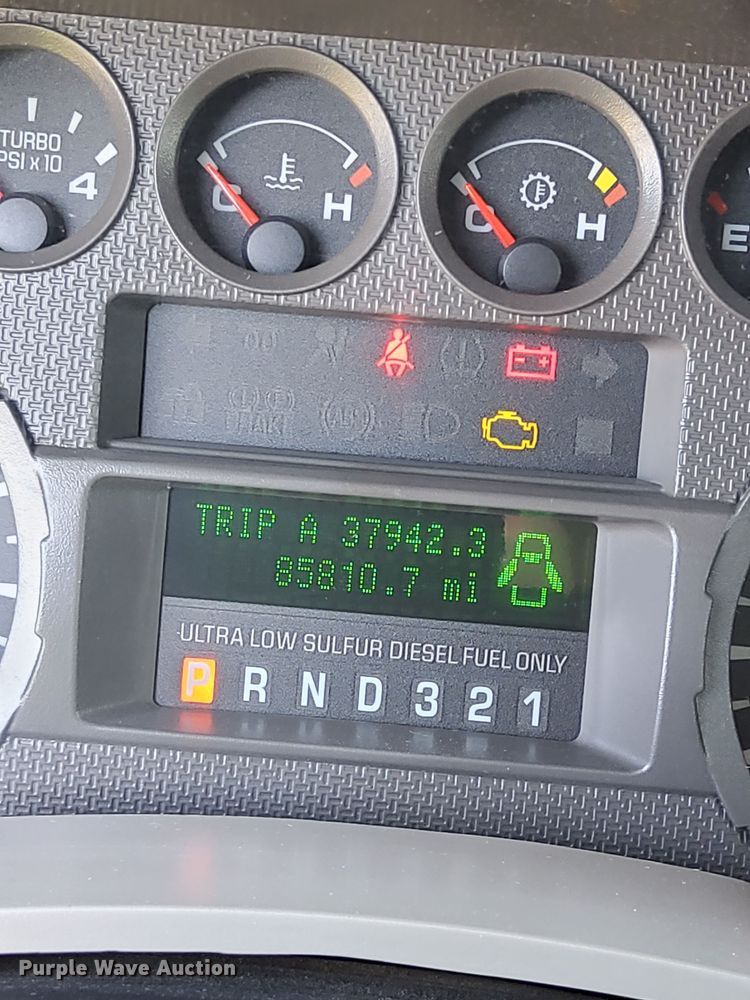 image for item DP7955 2009 Ford F550 Super Duty  SuperCab bucket truck