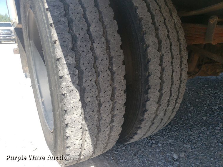 image for item DP7955 2009 Ford F550 Super Duty  SuperCab bucket truck