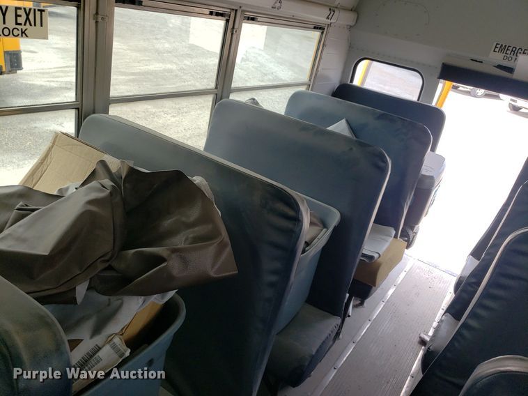 image for item DP7971 2012 Thomas Built 1418S  school bus