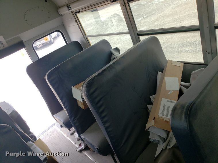 image for item DP7971 2012 Thomas Built 1418S  school bus