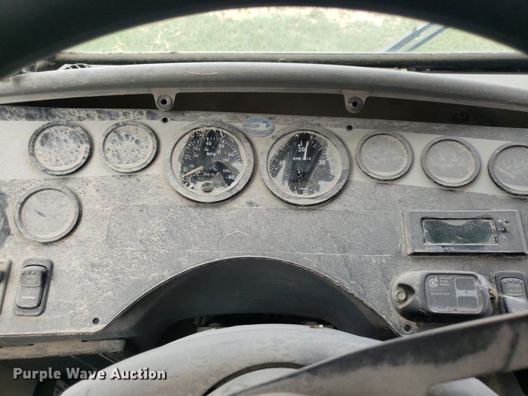 image for item DP7972 2004 Blue Bird All American FE  school bus