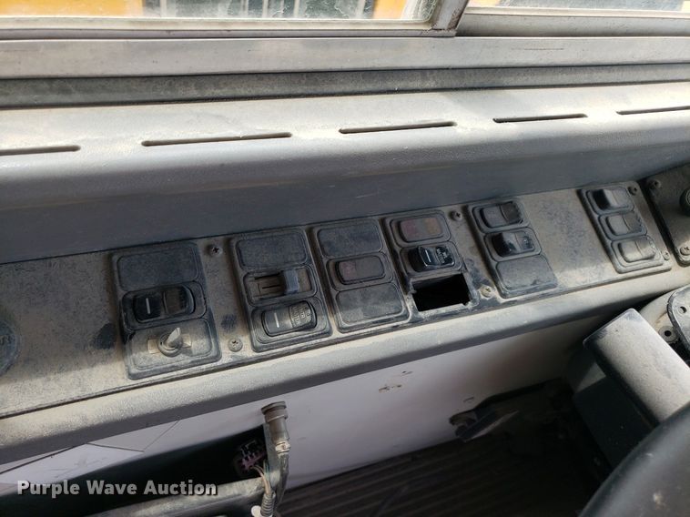 image for item DP7972 2004 Blue Bird All American FE  school bus