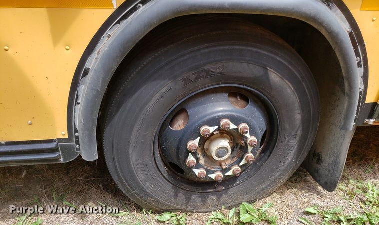 image for item DP7972 2004 Blue Bird All American FE  school bus