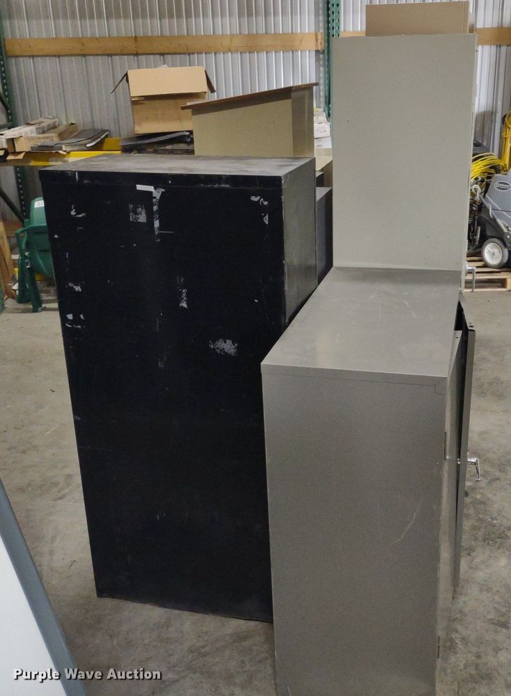 image for item DQ1739 (8) metal cabinets