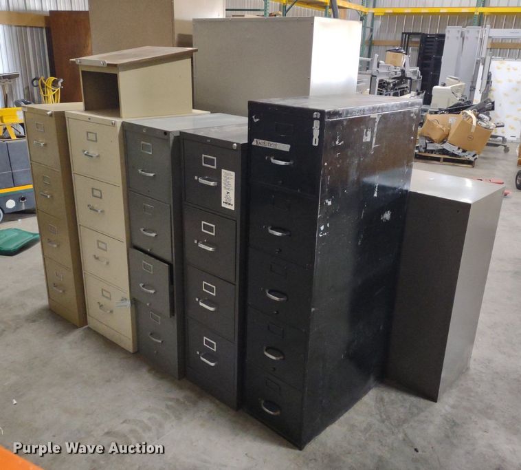 image for item DQ1739 (8) metal cabinets
