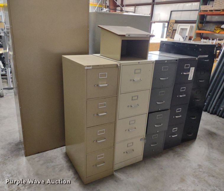 image for item DQ1739 (8) metal cabinets