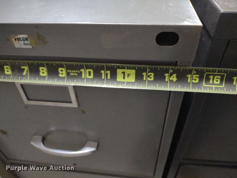 image for item DQ1739 (8) metal cabinets