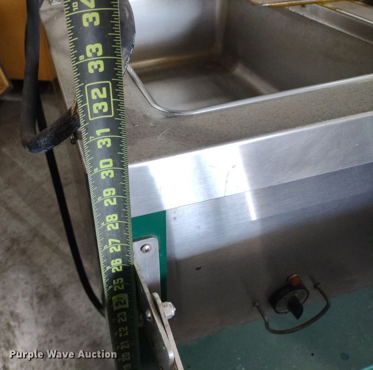 image for item DQ1740 Restaurant equipment